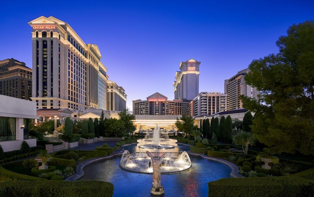 CAESARS PALACE photo 2