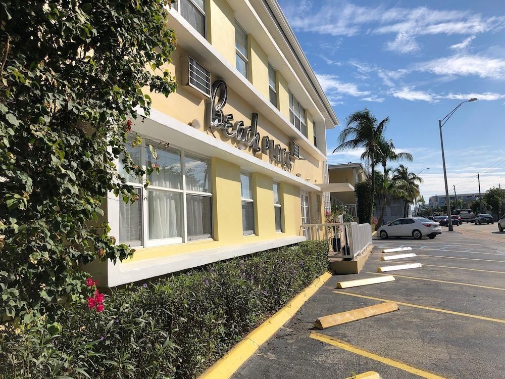 BEACH PLACE photo 2