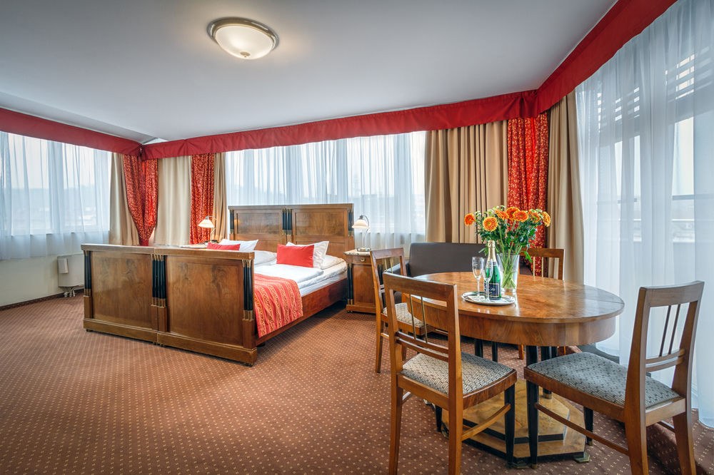MUCHA HOTEL photo 1
