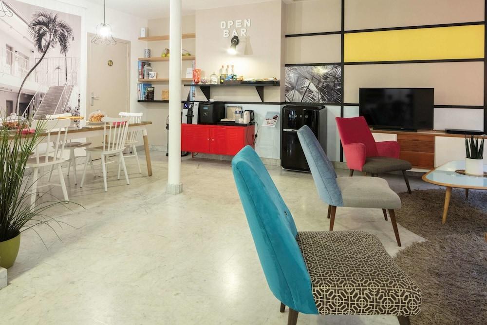 HOTEL PALM - ASTOTEL photo 4