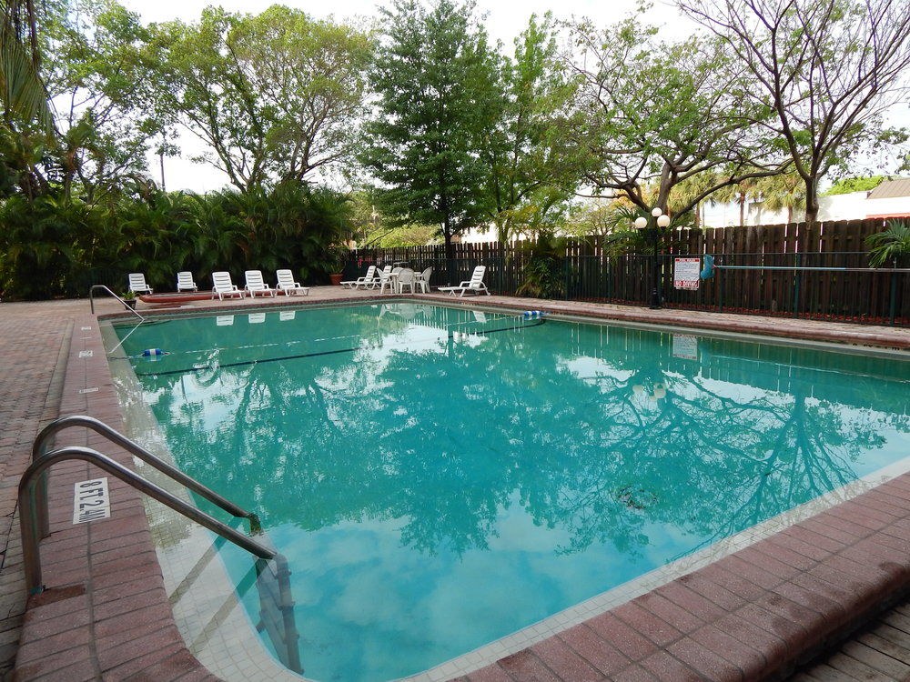 North Miami Beach Gardens Inn & Suites