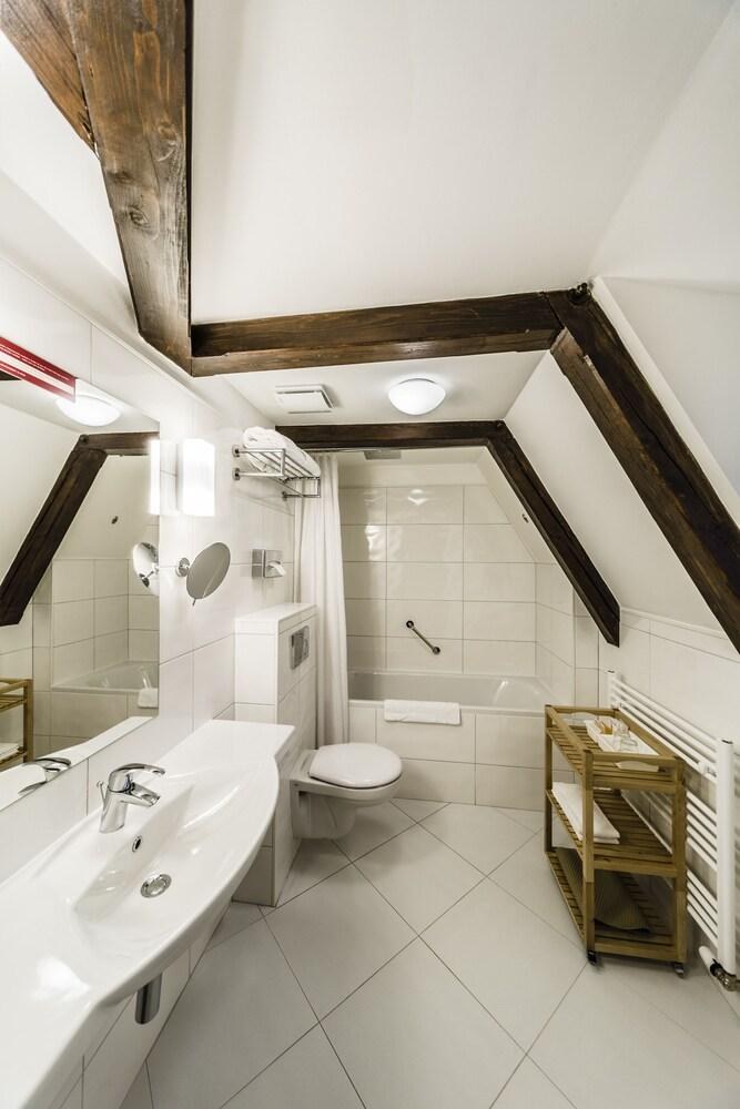ARCHIBALD AT THE CHARLES BRIDGE HOTEL photo 3