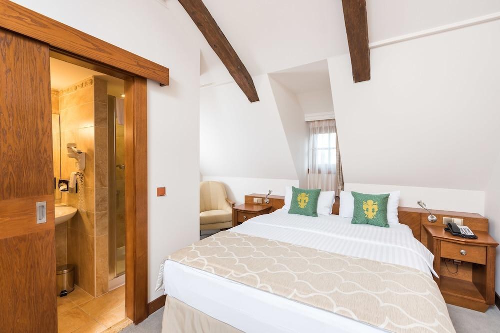 LINDNER HOTEL PRAGUE CASTLE photo 2