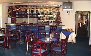BOTEL RACEK