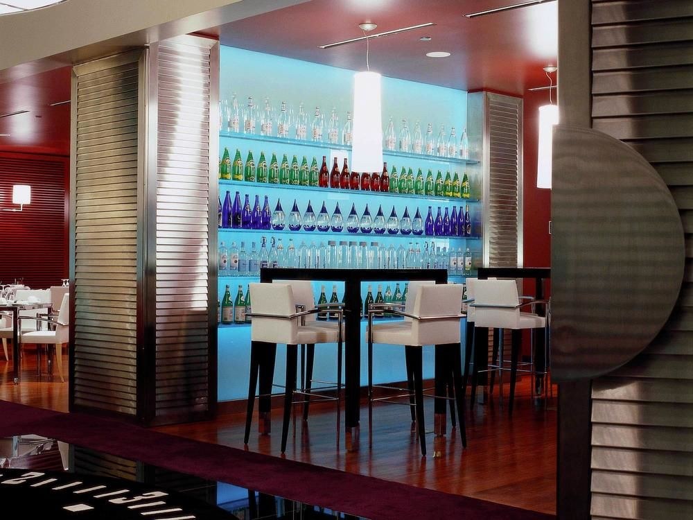 Sofitel Chicago Magnificent Mile photo 1