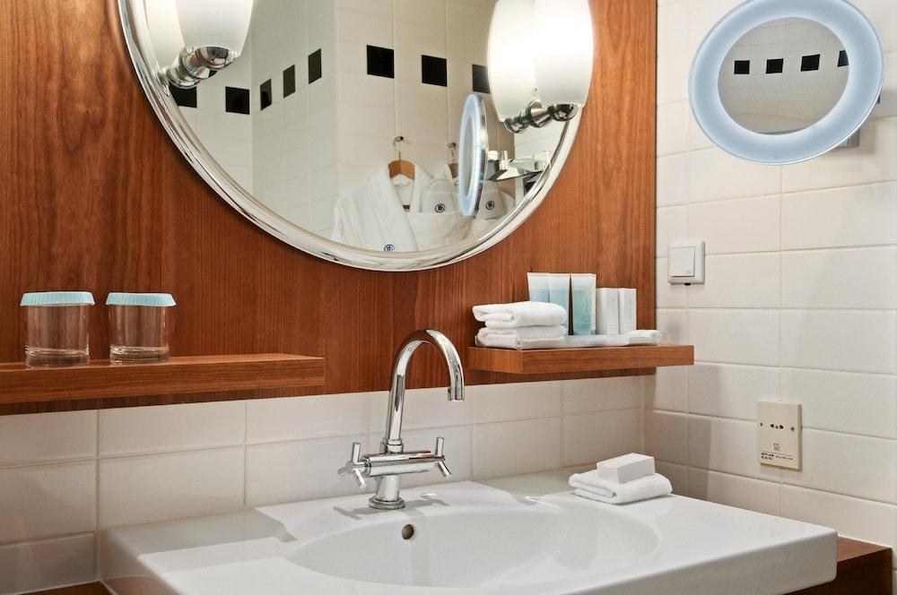 Hilton Amsterdam photo 2