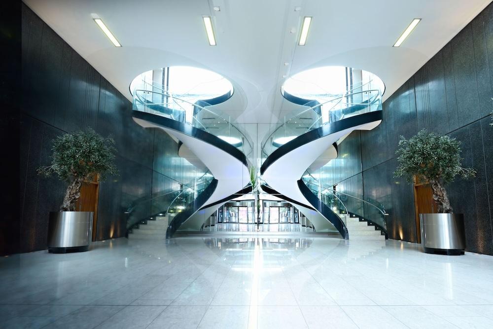 Hilton Manchester Deansgate photo 2