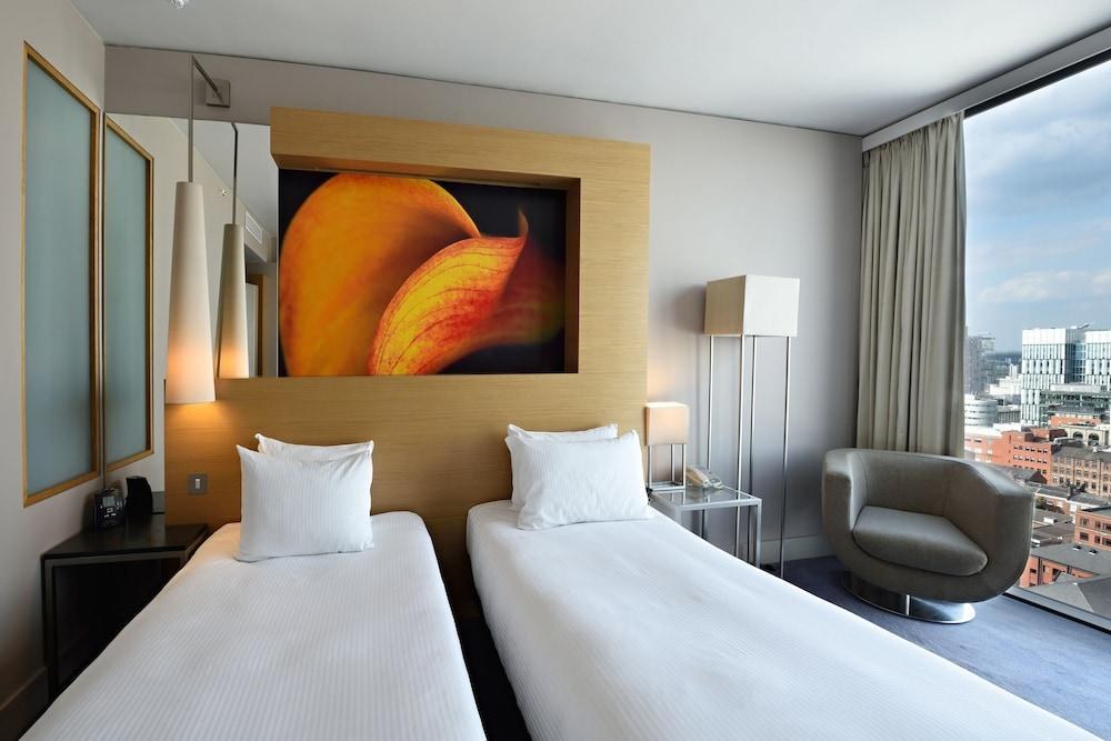 Hilton Manchester Deansgate photo 3