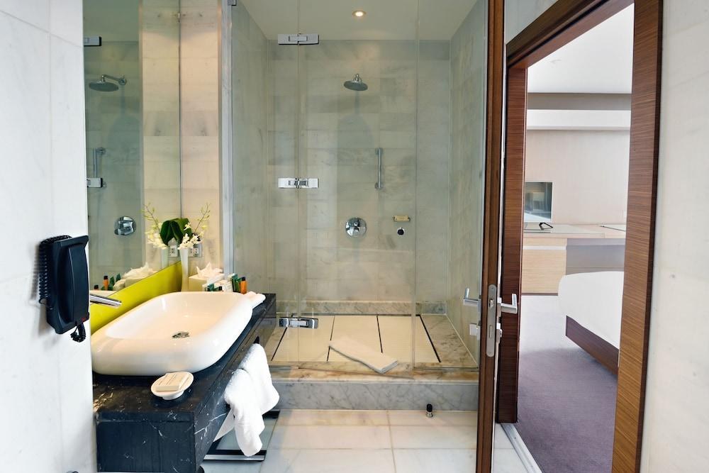 Hilton Manchester Deansgate photo 4