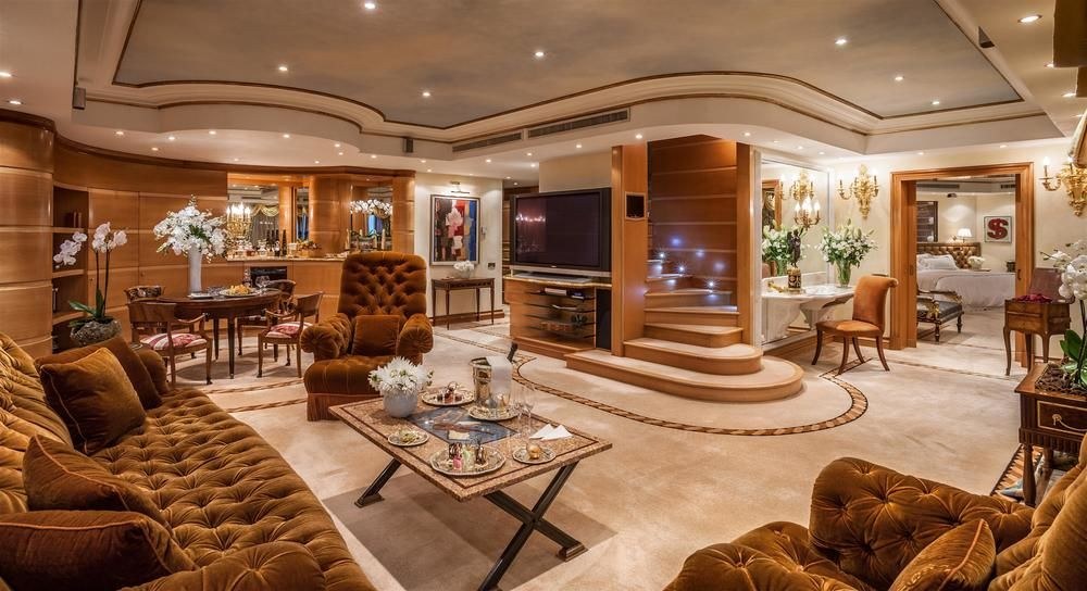 Rome Cavalieri, A Waldorf Astoria Hotel photo 1