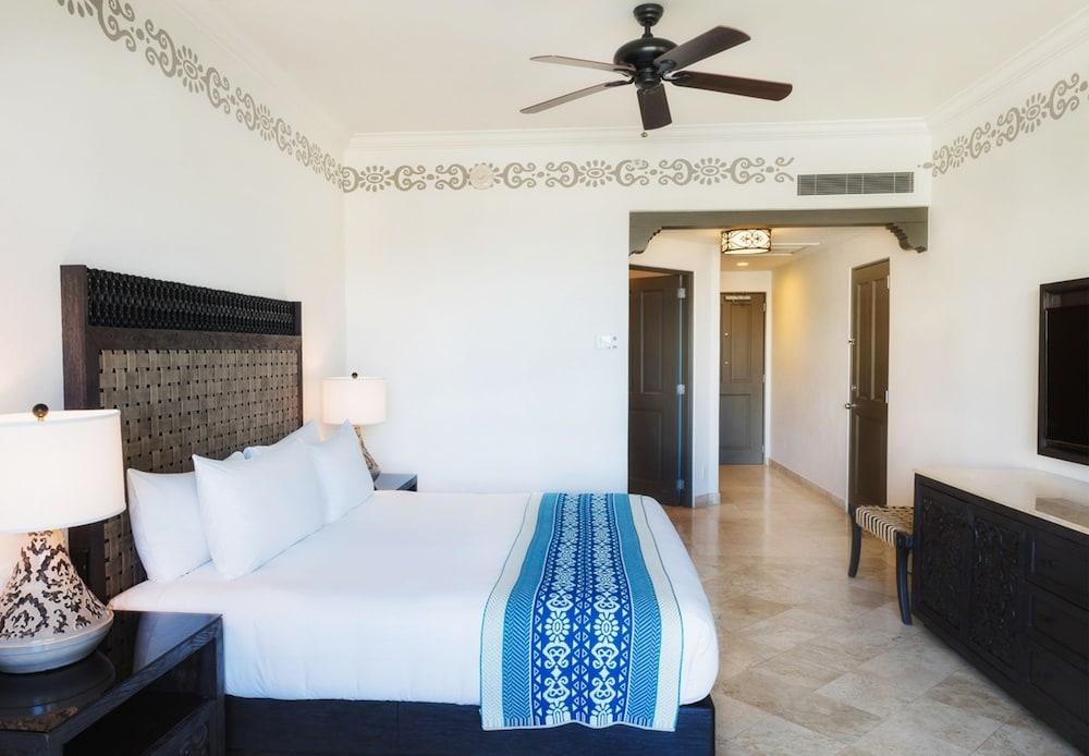 Hilton Los Cabos Beach & Golf Resort photo 2
