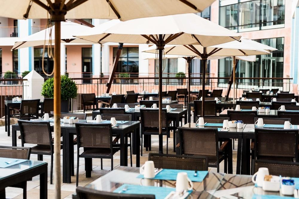 Hilton Vilamoura As Cascatas Golf Resort & Spa photo 4