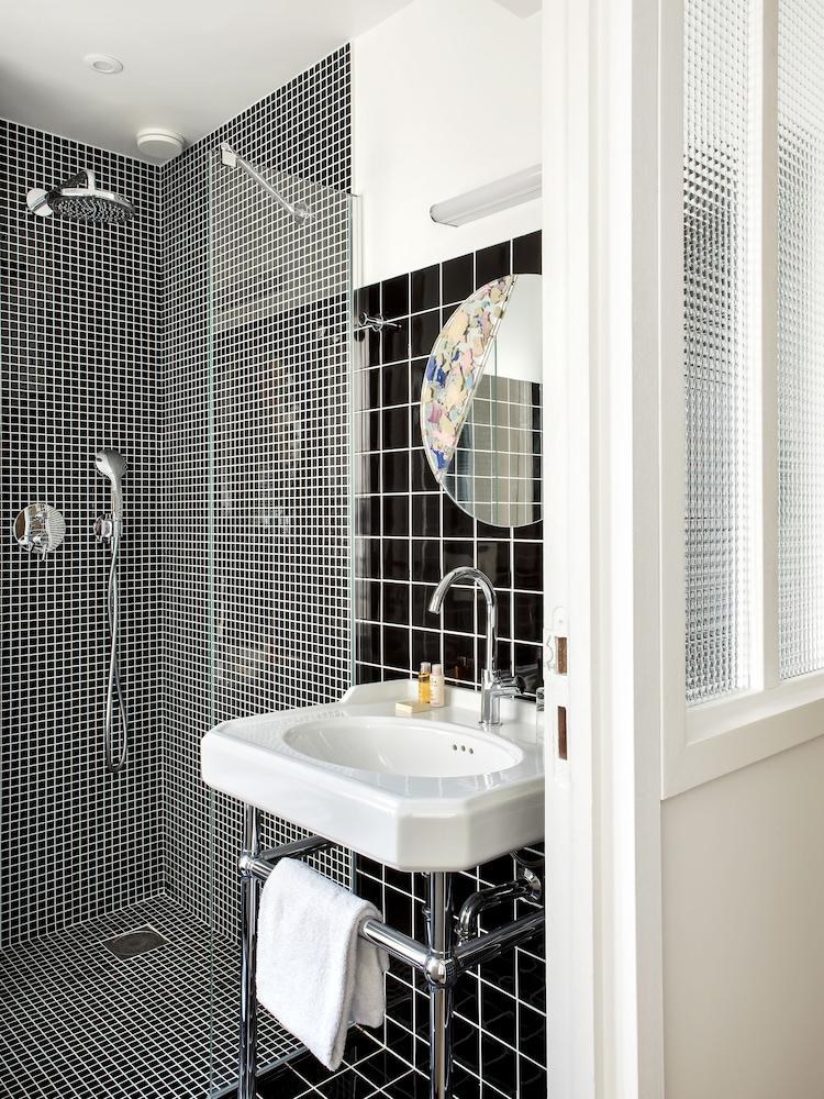 New Hotel Le Voltaire photo 4