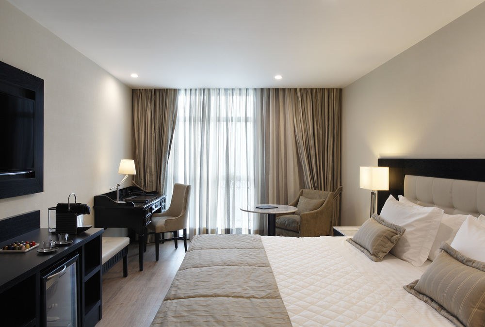 MIRAMAR BY WINDSOR photo 1