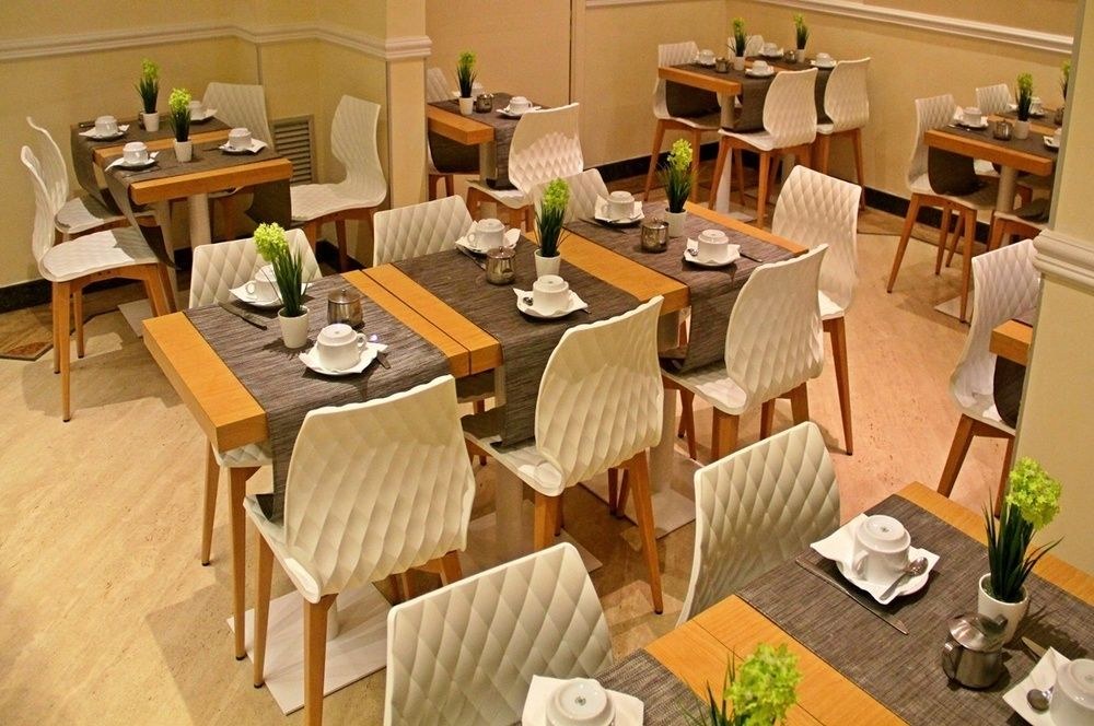 HOTEL WINDROSE