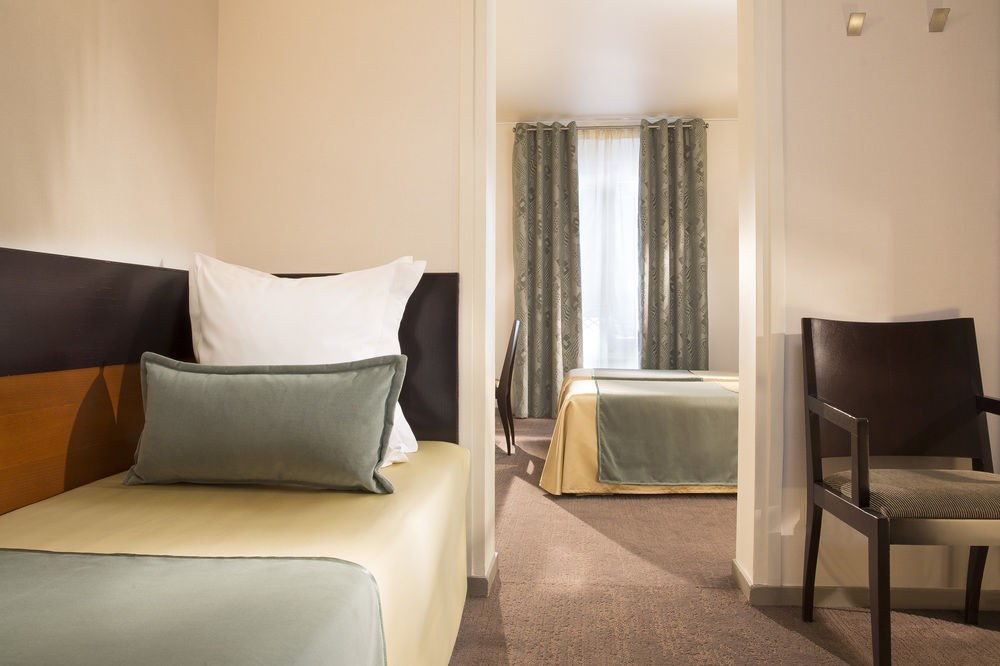 RASPAIL MONTPARNASSE HOTEL