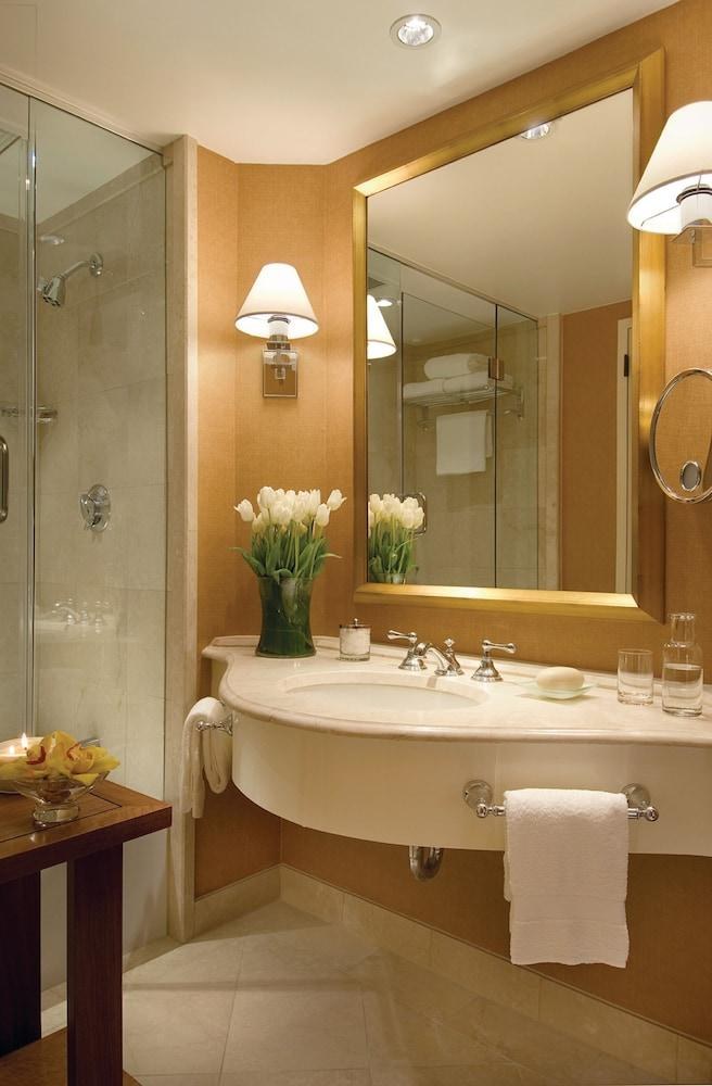 FOUR SEASONS HOUSTON photo 4