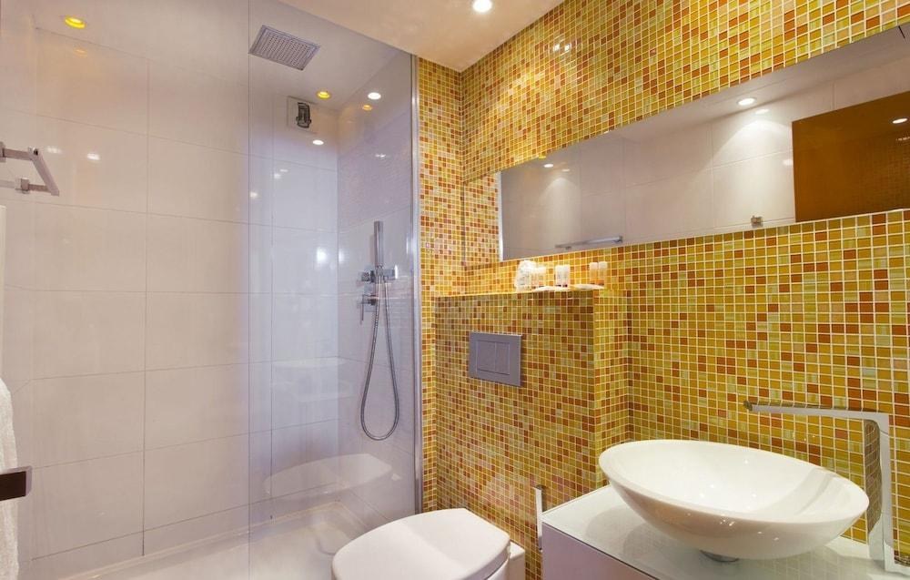 Color Design Hotel photo 2