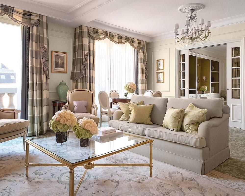 Four Seasons George V photo 4