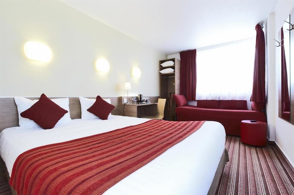 Hotel Campanile Paris Bercy Village