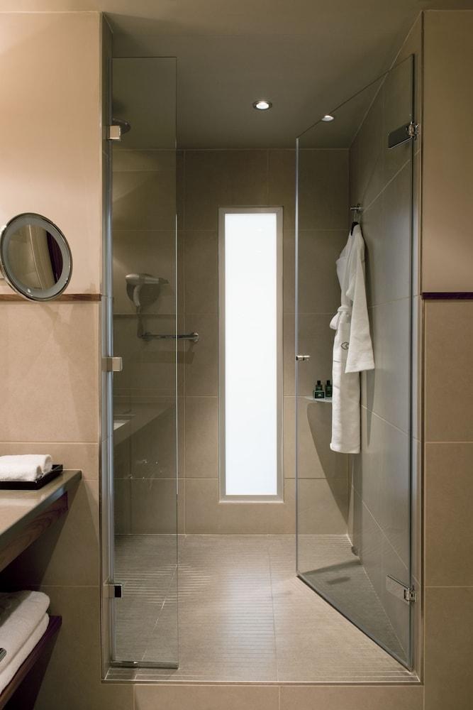 SOFITEL LYON BELLECOUR (SUPERIOR) (G) photo 2