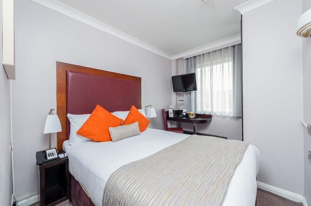MERCURE LONDON KENSINGTON photo 2