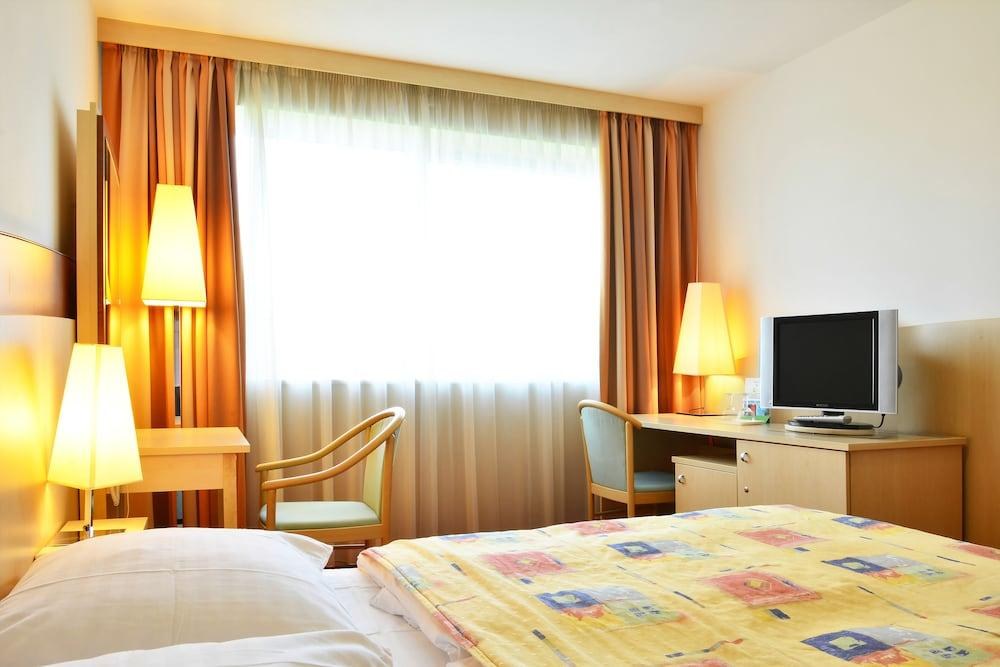 OLYMPIK ARTEMIS HOTEL photo 2