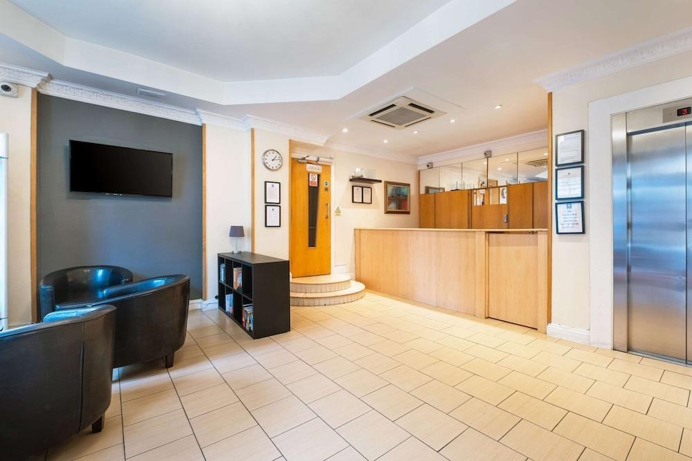 COMFORT INN ST.PANCRAS KINGS CROSS photo 2