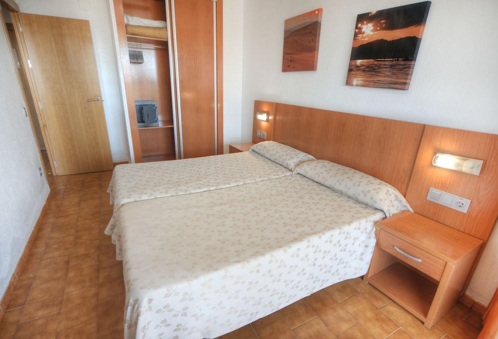Aparthotel BCL Levante Club photo 2