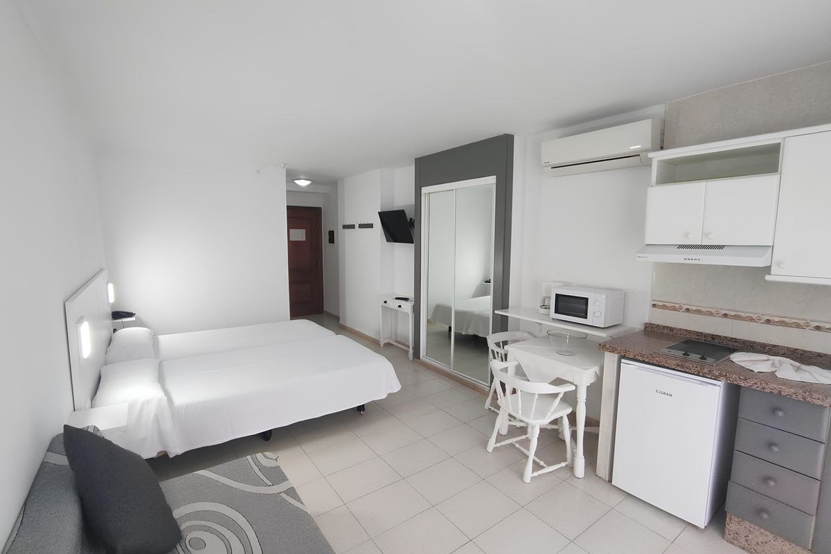 APARTAMENTOS PEZ AZUL photo 1