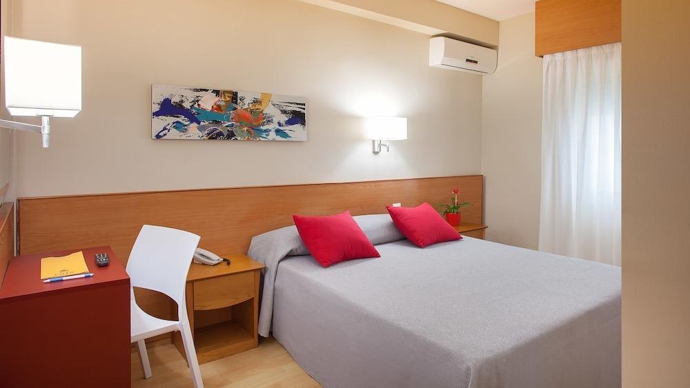 Hotel RH Sol photo 3