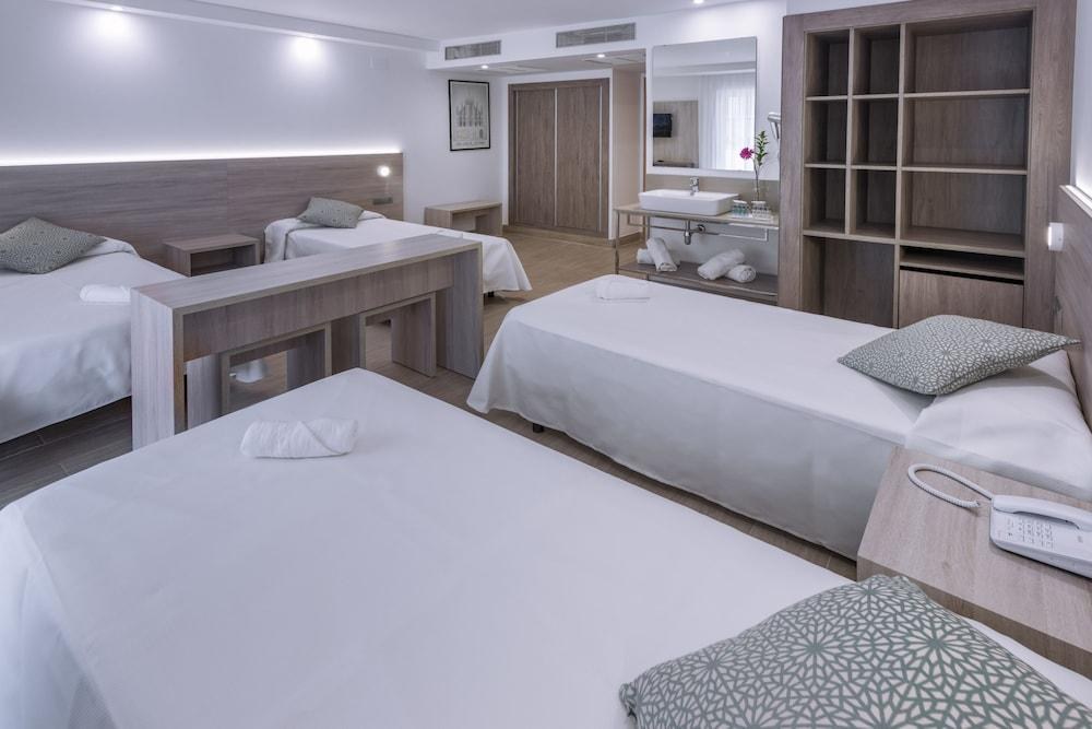 4R Salou Park Resort II photo 4