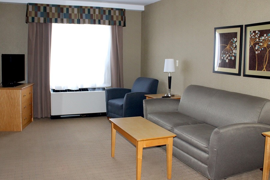 MARCO LAGUARDIA HOTEL & SUITES photo 4