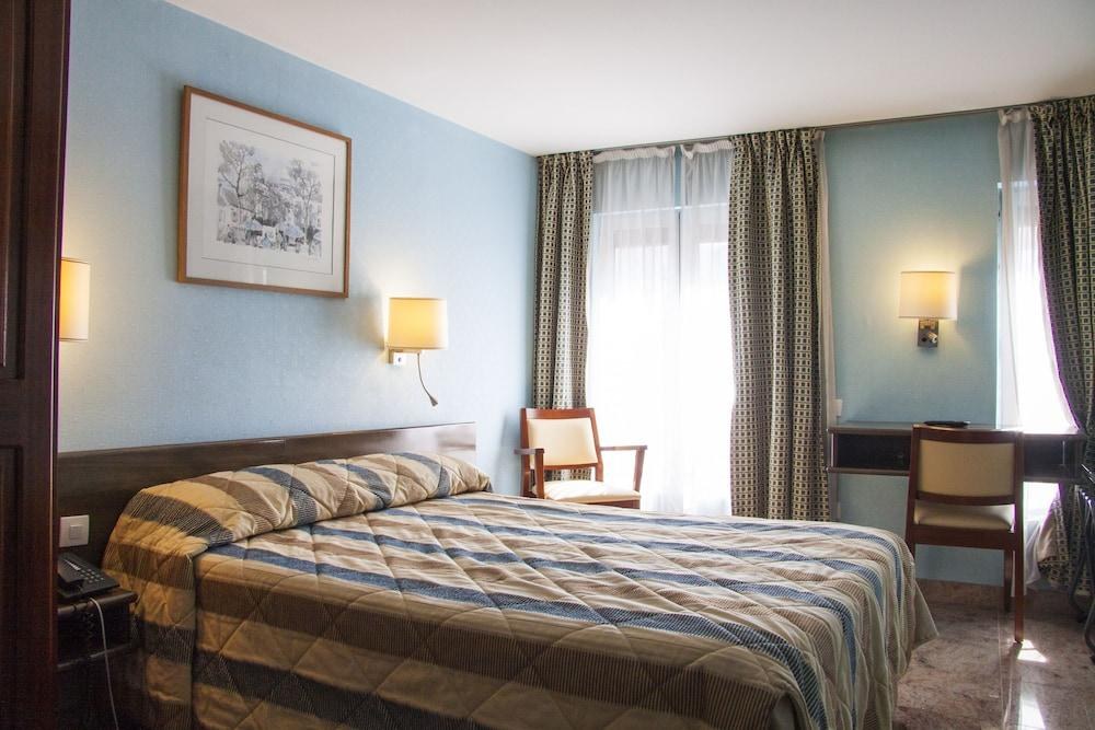 HOTEL BAC SAINT GERMAIN photo 3