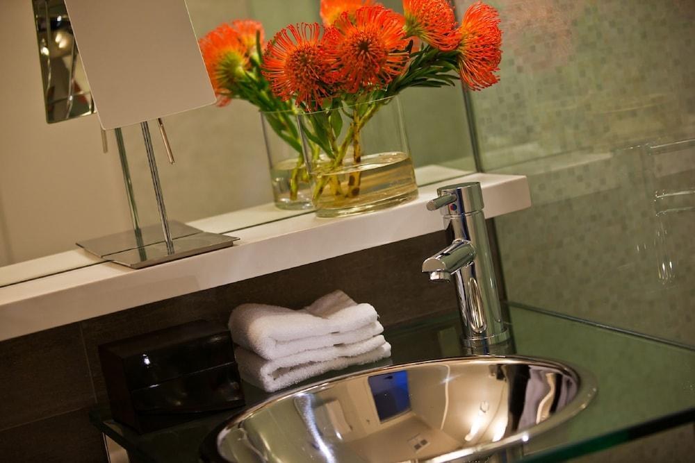 KIMPTON SURFCOMBER HOTEL photo 4
