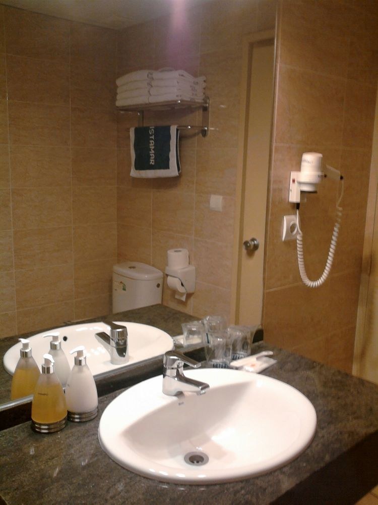 HOTEL VISTAMAR MIAMI PLATJA photo 1