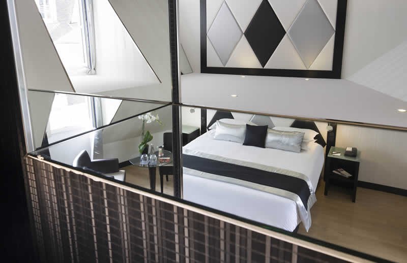 EMPIRE PARIS photo 3