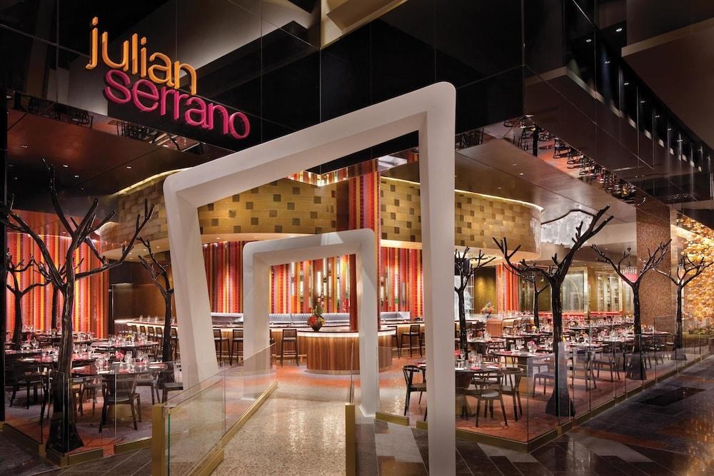 ARIA RESORT & CASINO photo 2