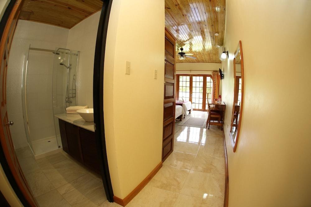 CHARELA INN photo 3