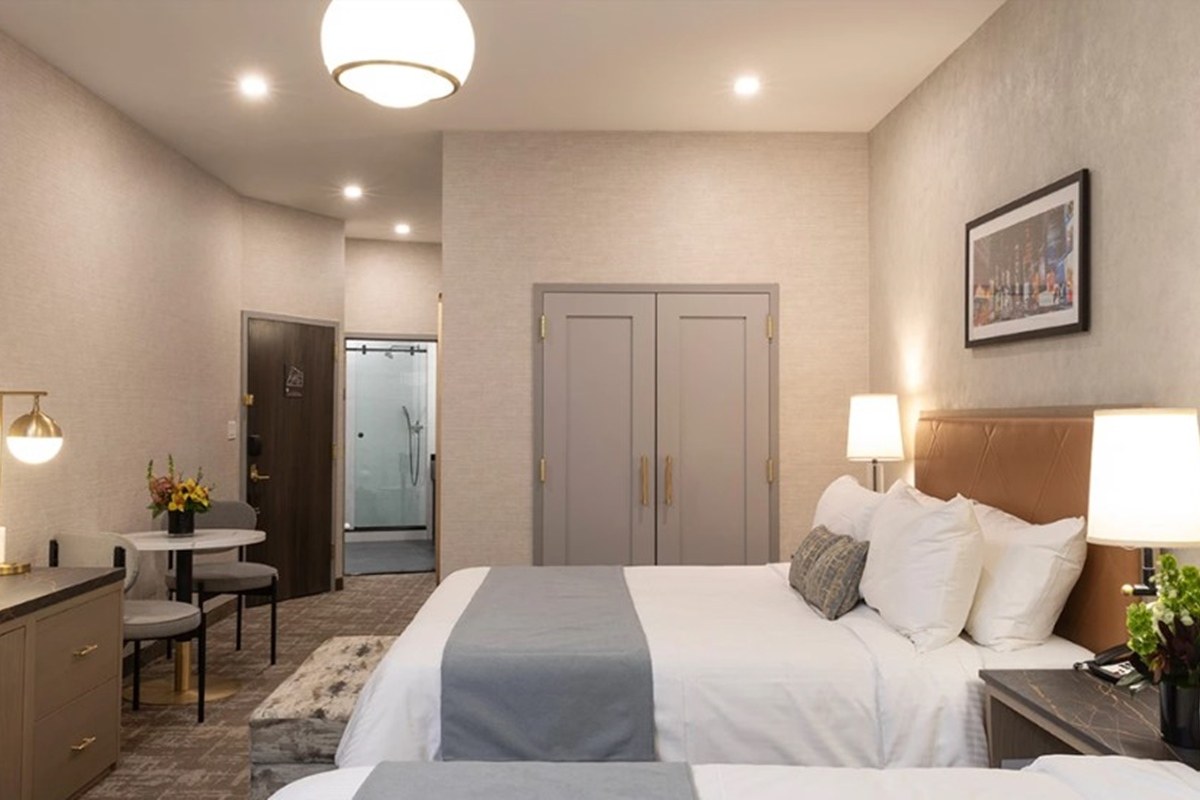 BROADWAY PLAZA HOTEL photo 3