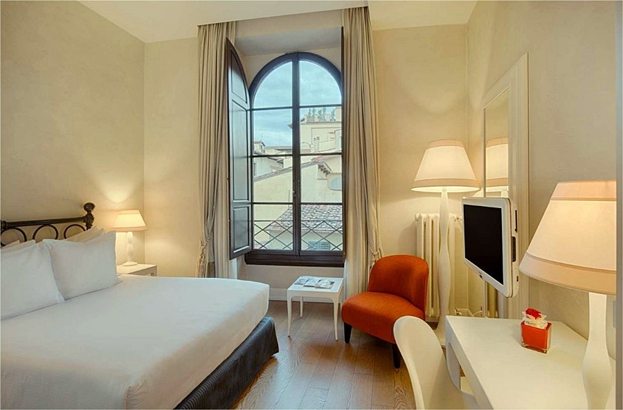NH COLLECTION FIRENZE PORTA ROSSA photo 2