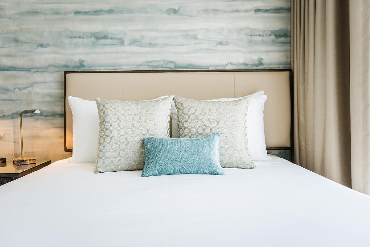 IBEROSTAR WAVES MIAMI BEACH photo 2