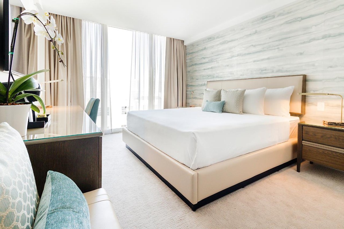 IBEROSTAR WAVES MIAMI BEACH photo 4