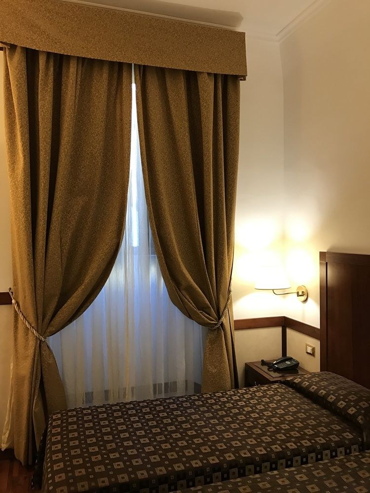 HOTEL SELECT photo 1