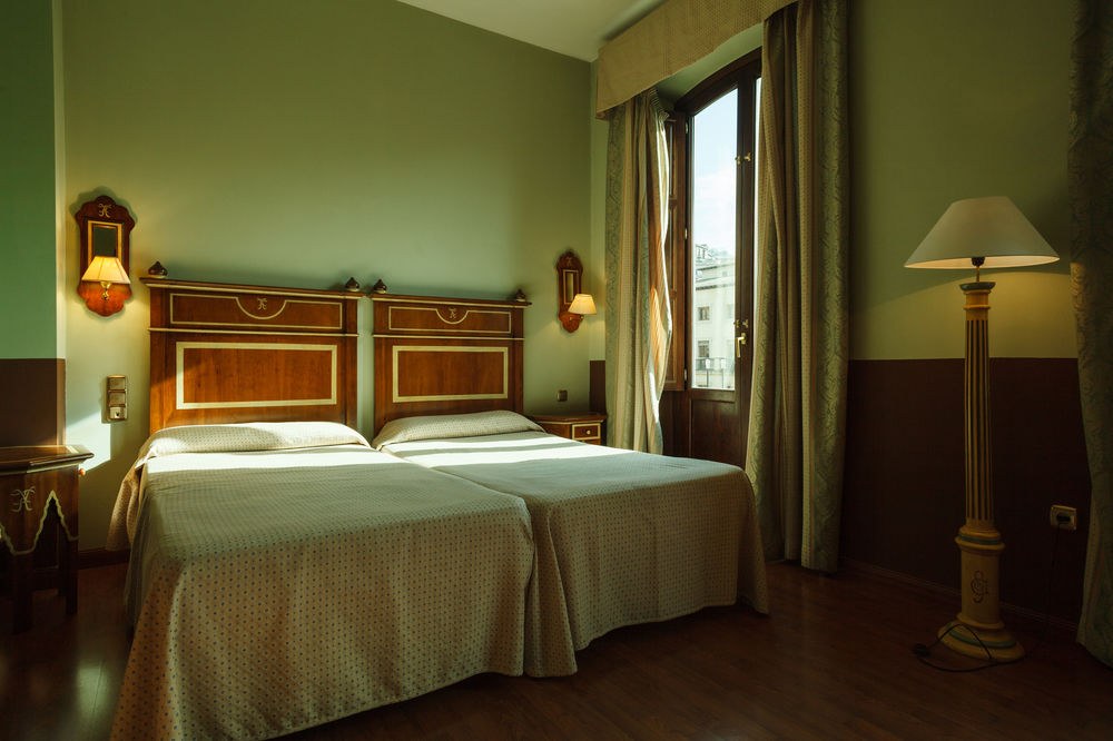 OYO HOTEL PLAZA NUEVA photo 1