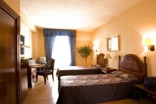 JW Marriott Hotel Madrid photo 3