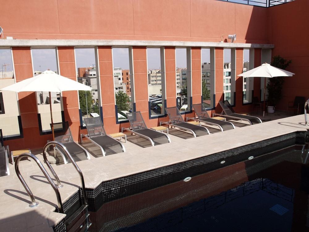 Eco Alcala Suites photo 2