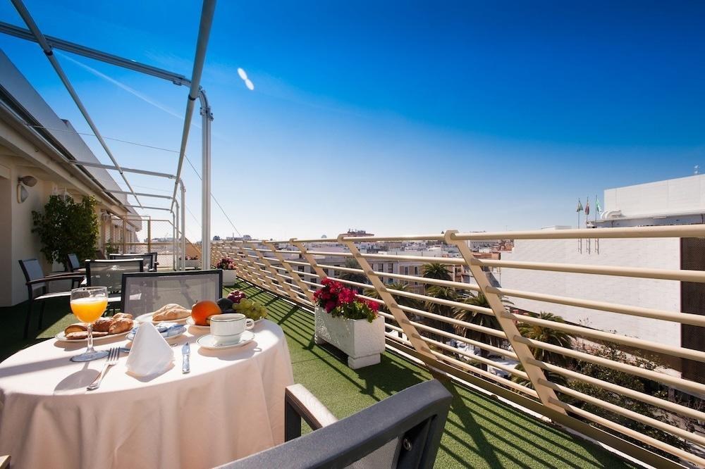 Derby Sevilla photo 2