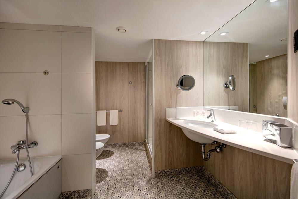 Radisson Blu Hotel Nice photo 2