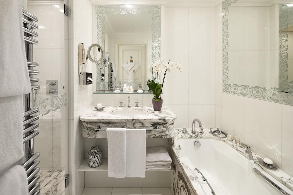 Plaza Athenee photo 3